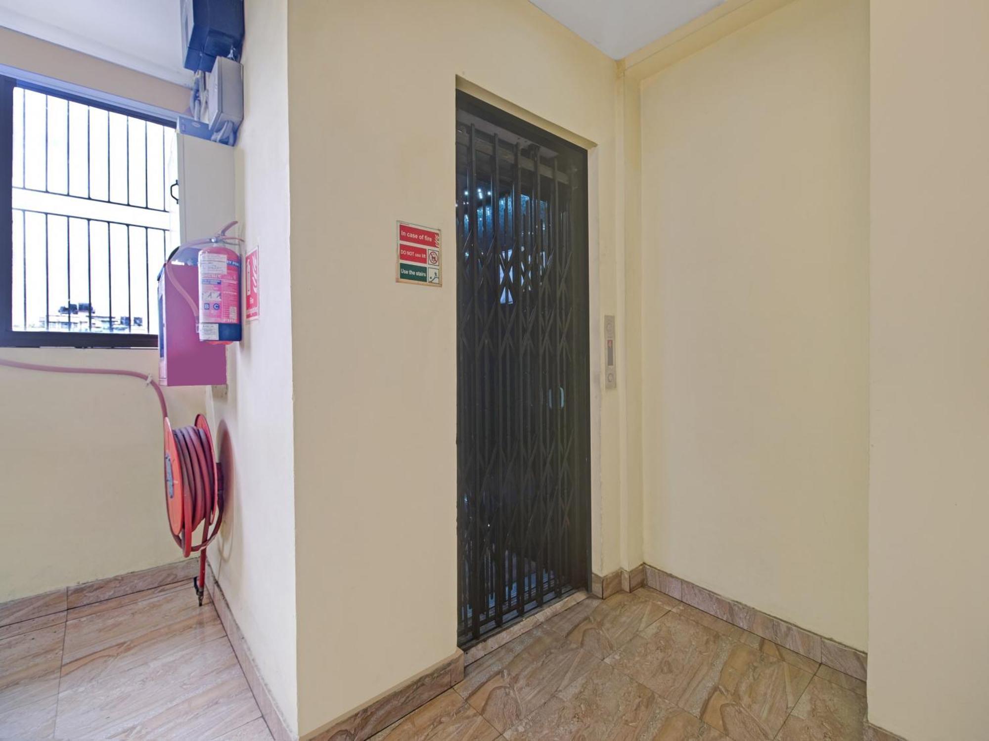 Super Hotel O Maligaon Adabari Guwahati Eksteriør billede